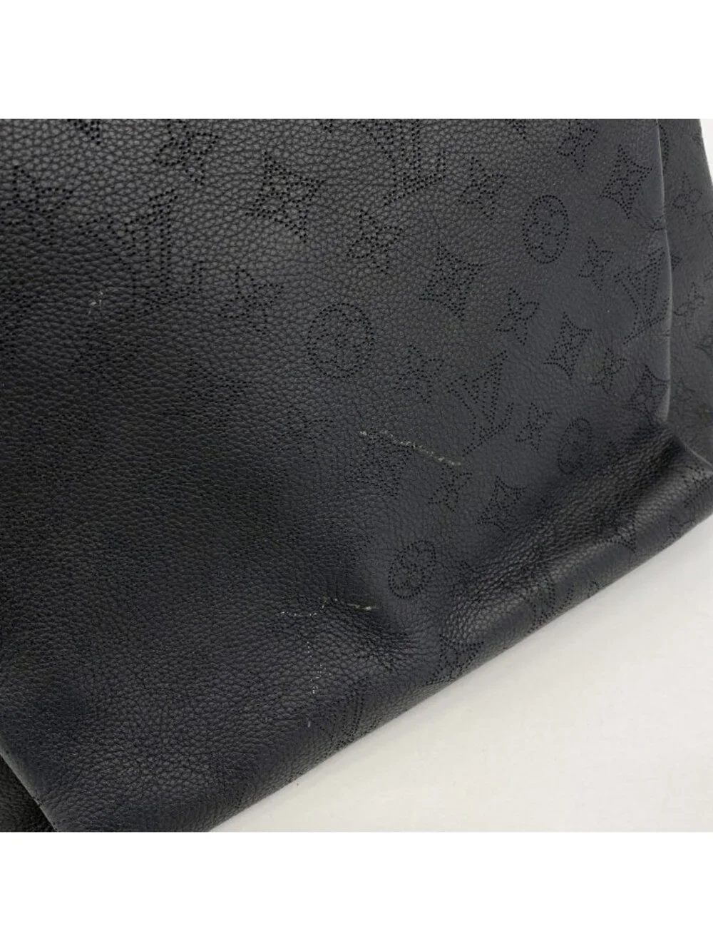 Louis Vuitton Handbag Mahina Babylon PM Noir